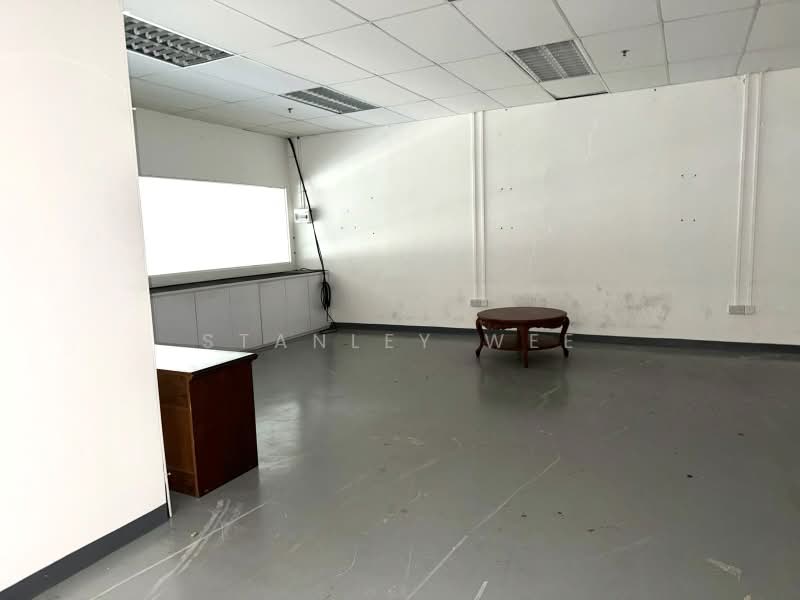 Unity Centre, 51 Bukit Batok Crescent, 1,862 sqft, Light Industrial (B1) For Rent, by Stanley Wee, 500199599 - Interior - CommercialGuru.com.sg
