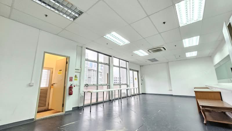 Unity Centre, 51 Bukit Batok Crescent, Dairy Farm / Bukit Panjang / Choa Chu Kang, 1,862 sqft, Light Industrial (B1) For Rent, by Stanley Wee, 500199599 - Interior - CommercialGuru.com.sg