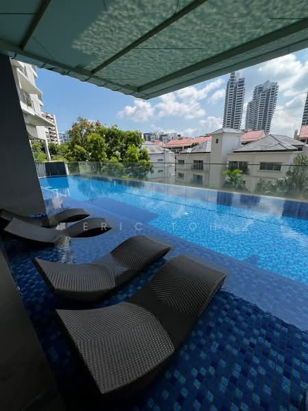 Pollen & Bleu, 15 Farrer Drive, 2 Bedrooms, 1,163 sqft, Condominium For Sale, by Eric Toh, 500199603 - Pool - PropertyGuru.com.sg