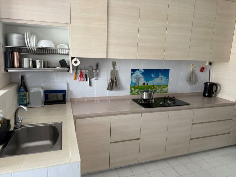 545 Bedok North Street 3, 545 Bedok North Street 3, 2 Bedrooms, 731 sqft, HDB Flat For Rent, by Lynn Goh, 500199605 - Kitchen - PropertyGuru.com.sg