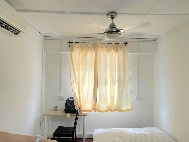 Cozy Bedroom With Ensuite Shower Cubicle ! Walk To Aljunied MRT !, , Room Rental, 120 sqft, HDB Flat For Rent, by Lenny Tan, 500199608 - Bedroom - PropertyGuru.com.sg