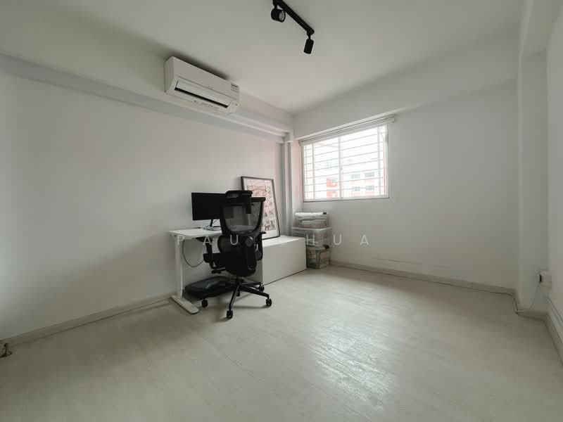 153 Bishan Street 13, 153 Bishan Street 13, 3 Bedrooms, 904 sqft, HDB Flat For Sale, by Pau Chua, 500199623 - Study - PropertyGuru.com.sg