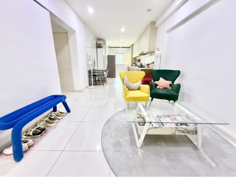 261 Serangoon Central Drive, 261 Serangoon Central Drive, 2 Bedrooms, 688 sqft, HDB Flat For Sale, by Matthew Ho, 500199625 - PropertyGuru.com.sg