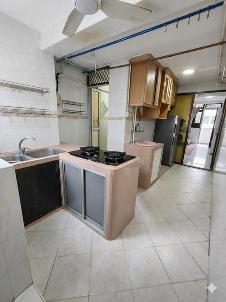 30 Jalan Klinik, 30 Jalan Klinik, Alexandra / Commonwealth, 2 Bedrooms, 624 sqft, HDB Flat For Sale, by Chris Ng 吴俐慜, 500199639 - Kitchen - PropertyGuru.com.sg