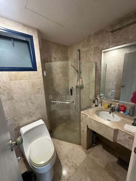 Nineteen Shelford, 19 Shelford Road, 2 Bedrooms, 807 sqft, Condominium For Rent, by Augustine Wee, 500199643 - Bathroom - PropertyGuru.com.sg