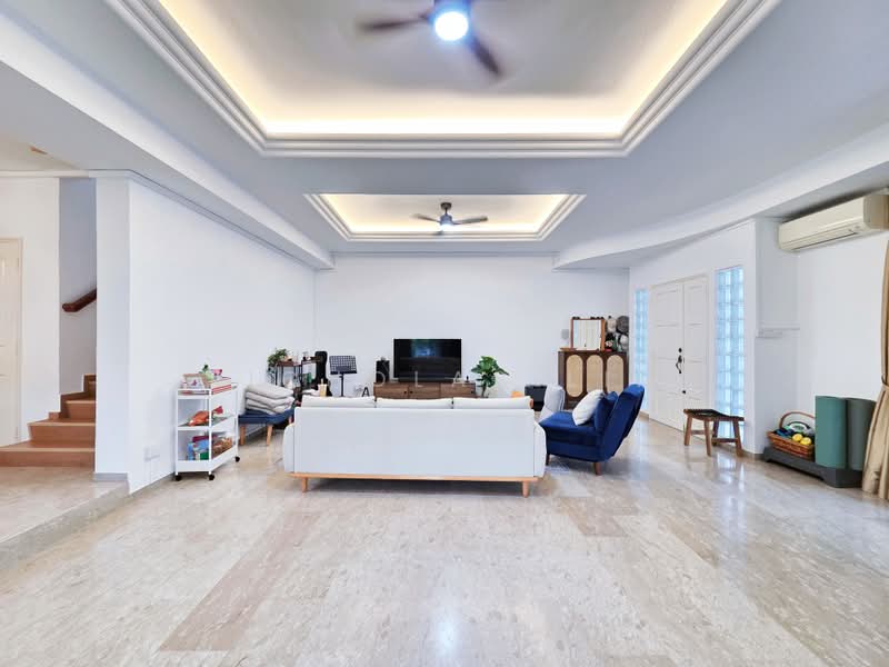 Woo Mon Chew, , 5 Bedrooms, 3,200 sqft, Semi-Detached House For Sale, by Nicholas Lim, 500199650 - Living Room - PropertyGuru.com.sg