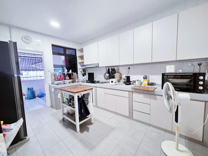 Woo Mon Chew, , 5 Bedrooms, 3,200 sqft, Semi-Detached House For Sale, by Nicholas Lim, 500199650 - Kitchen - PropertyGuru.com.sg