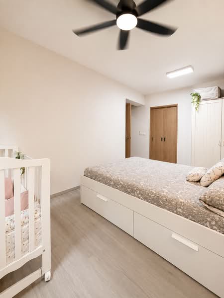 435B Bukit Batok West Avenue 5, 435B Bukit Batok West Avenue 5, 3 Bedrooms, 1,001 sqft, HDB Flat For Sale, by Nikki B., 500199656 - Bedroom - PropertyGuru.com.sg