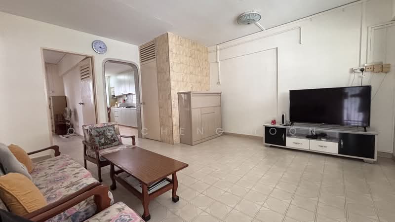 109 Tampines Street 11, 109 Tampines Street 11, 2 Bedrooms, 797 sqft, HDB Flat For Rent, by Ong Cheng Hoon, 500199658 - Living Room - PropertyGuru.com.sg