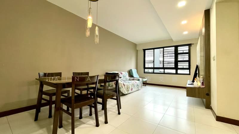 260A Punggol Way, 260A Punggol Way, 3 Bedrooms, 1,001 sqft, HDB Flat For Rent, by Aina Lie 李艾娜, 500199683 - Living Room - PropertyGuru.com.sg