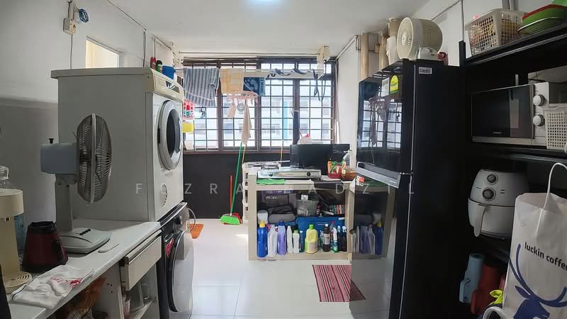 502 Bedok North Street 3, 502 Bedok North Street 3, 2 Bedrooms, 635 sqft, HDB Flat For Sale, by Fezra Fadzil, 500199686 - Kitchen - PropertyGuru.com.sg