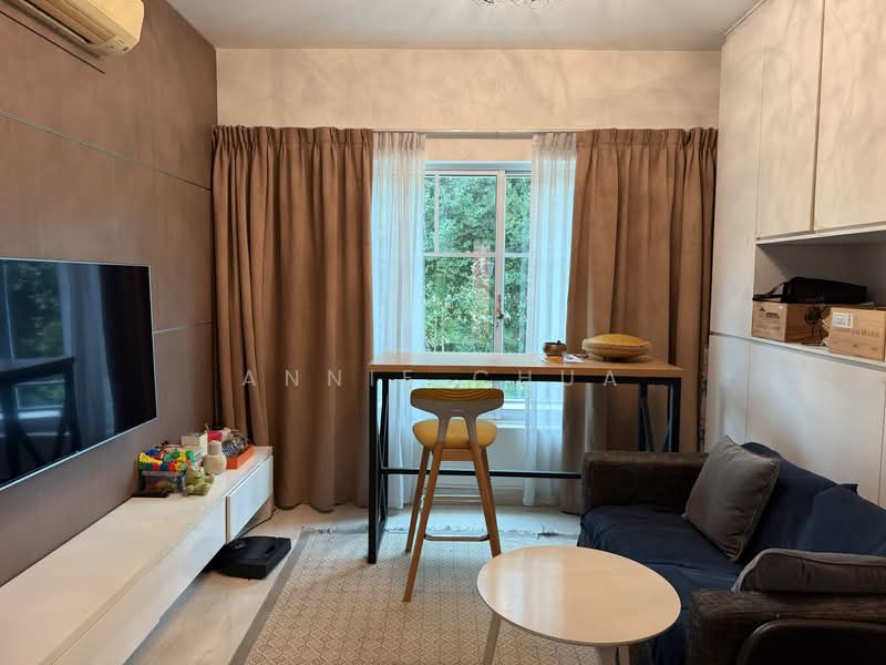 Sunrise Gardens, 55 Sunrise Gardens, 2 Bedrooms, 893 sqft, Condominium For Sale, by Annie Chua, 500199692 - Living Room - PropertyGuru.com.sg