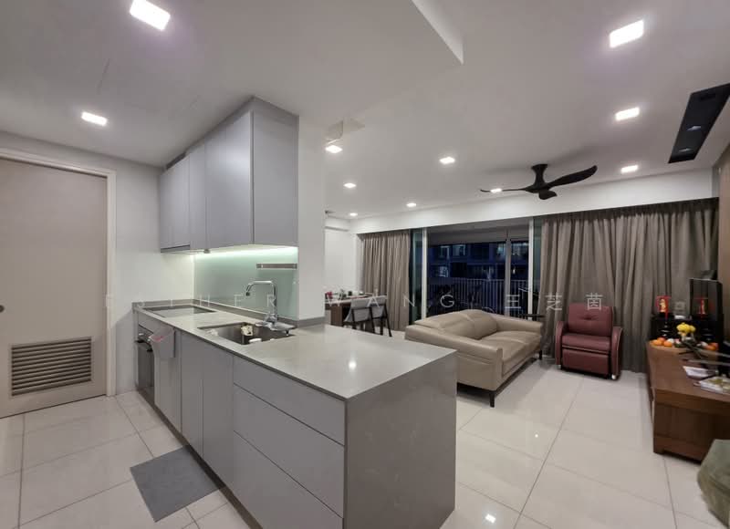 Optima @ Tanah Merah, 80 Tanah Merah Kechil Avenue, 3 Bedrooms, 1,302 sqft, Apartment For Sale, by Esther Wang 王芝茵, 500199713 - Kitchen - PropertyGuru.com.sg