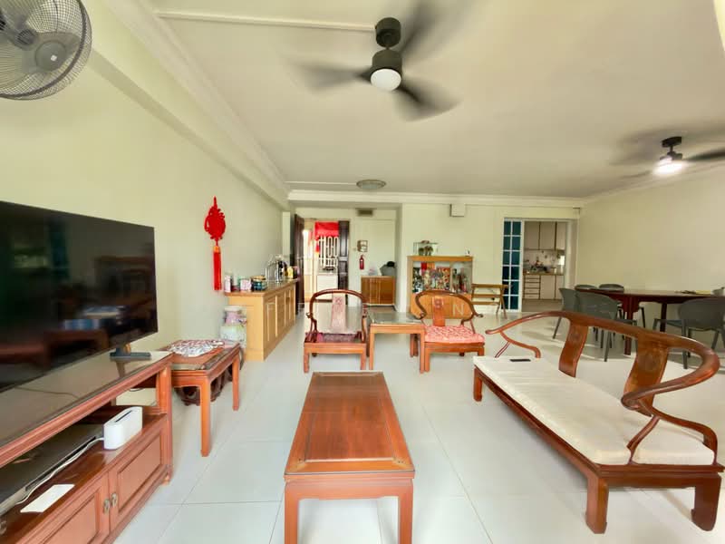 133 Rivervale Street, 133 Rivervale Street, 3 Bedrooms, 1,302 sqft, HDB Flat For Sale, by Jeffrey Ng, 500199714 - Living Room - PropertyGuru.com.sg