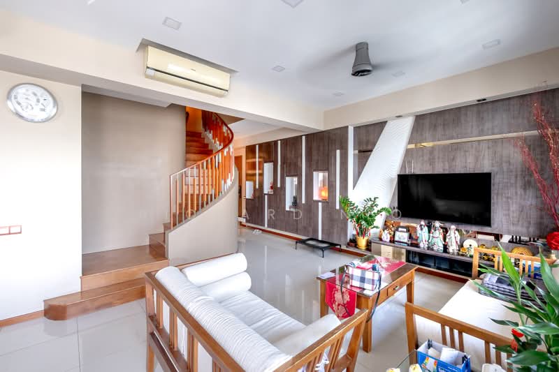 Parc Vera, Hougang Street 32, 4 Bedrooms, 2,971 sqft, Condominium For Sale, by Richard Neo, 500199716 - Living Room - PropertyGuru.com.sg