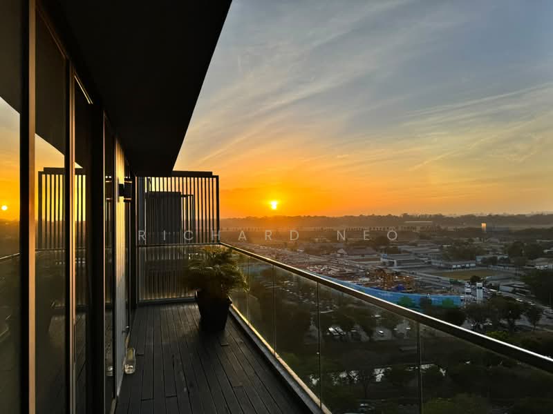 Parc Vera, Hougang Street 32, 4 Bedrooms, 2,971 sqft, Condominium For Sale, by Richard Neo, 500199716 - Balcony - PropertyGuru.com.sg