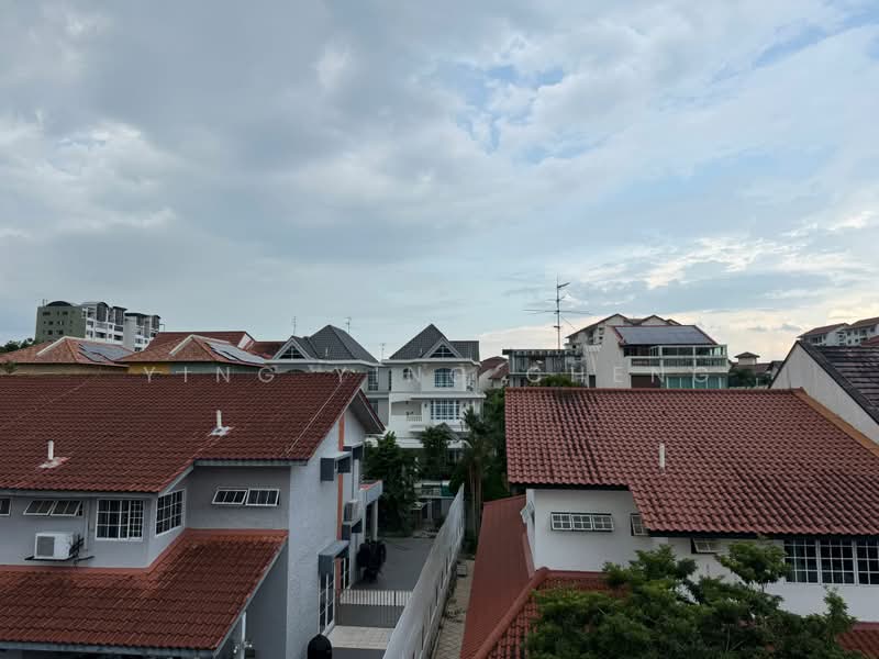 Renovated 2.5 storey Freehold Move-in Terrace, Jalan Pergam/Jalan Pelatok/Meragi Road, 5 Bedrooms, 3,500 sqft, Terraced House For Sale, by Ying Ying Cheng, 500199727 - Exterior - PropertyGuru.com.sg
