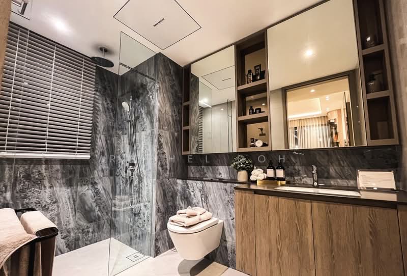The Orie, 10 Lorong 1 Toa Payoh, 5 Bedrooms, 1,453 sqft, Condominium For Sale, by Rachel Goh, 500199731 - Bathroom - PropertyGuru.com.sg