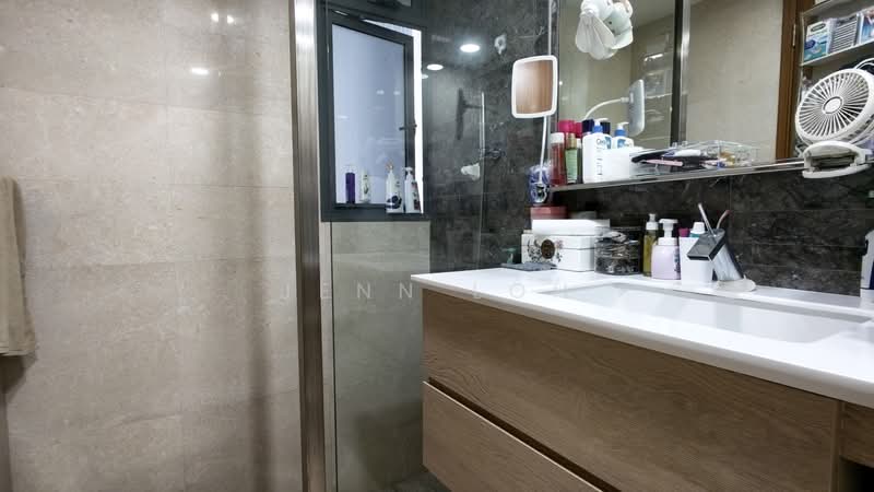 Watertown, 69 Punggol Central, 3 Bedrooms, 1,109 sqft, Condominium For Sale, by Jenn Loh, 500199751 - Bathroom - PropertyGuru.com.sg