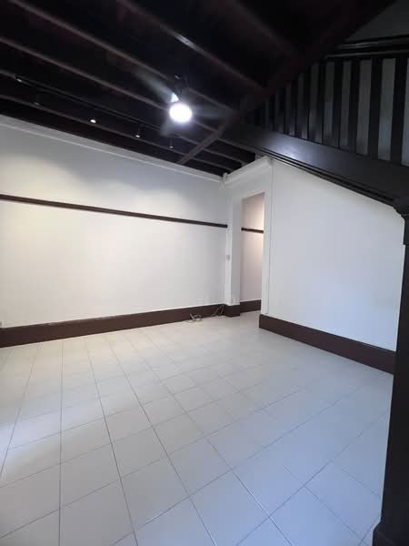 Unit near Boon Keng MRT, , 3 Bedrooms, 2,424 sqft, Terraced House For Rent, by Raymond Tay, 500199753 - Interior - PropertyGuru.com.sg
