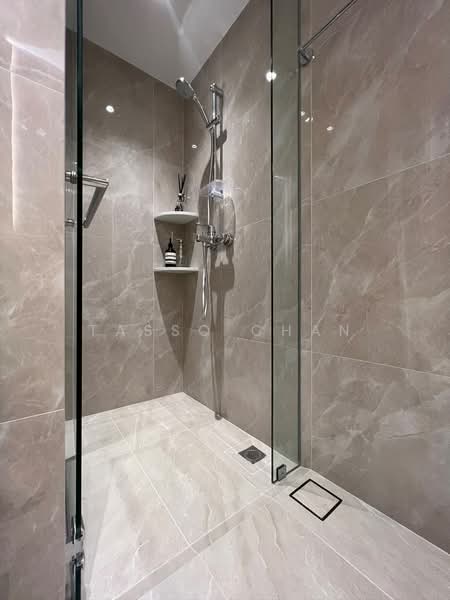 The Gardens at Bishan, 9 Sin Min Walk, 3 Bedrooms, 1,206 sqft, Condominium For Sale, by Tasso Chan, 500199762 - Bathroom - PropertyGuru.com.sg