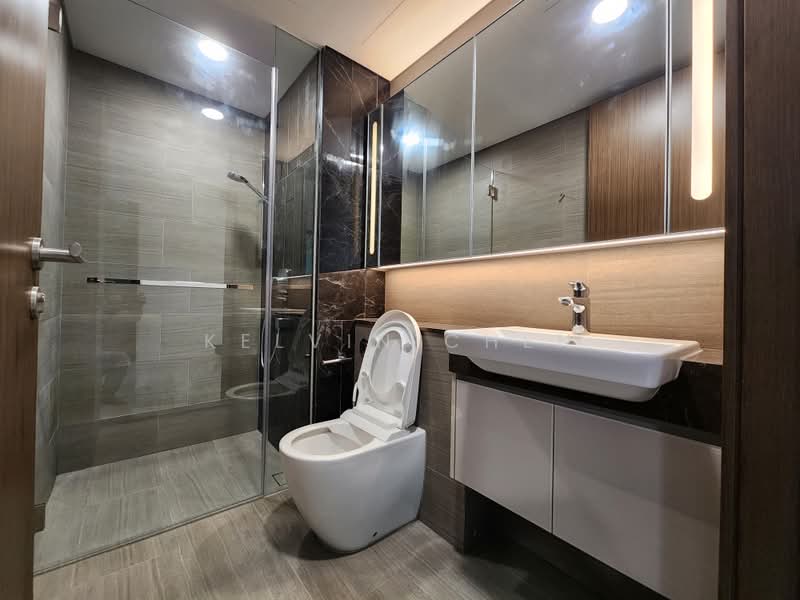 Parc Esta, 822 Sims Avenue, 2 Bedrooms, 710 sqft, Condominium For Sale, by Kelvin Chen, 500199765 - Bathroom - PropertyGuru.com.sg