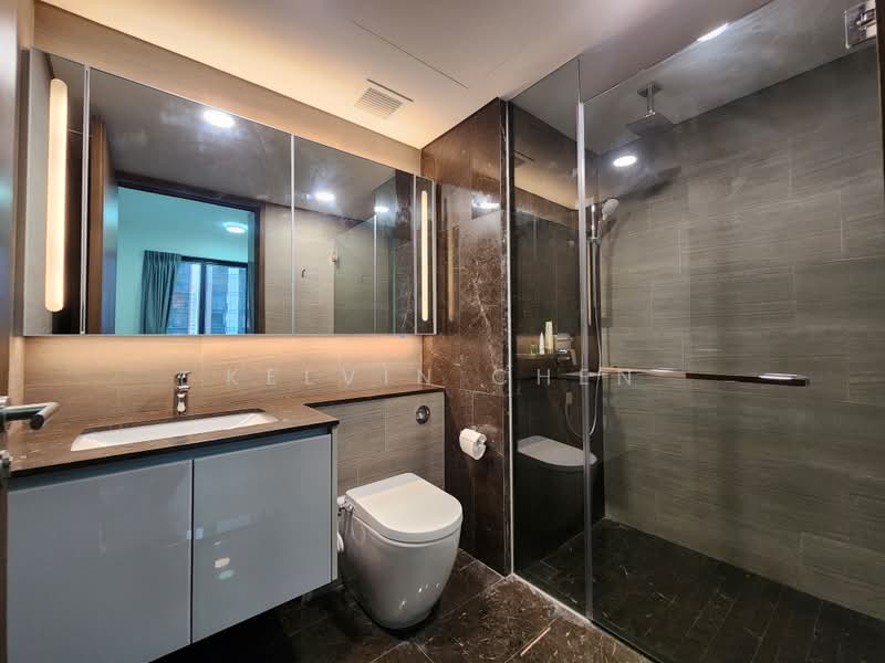 Parc Esta, 822 Sims Avenue, 2 Bedrooms, 710 sqft, Condominium For Sale, by Kelvin Chen, 500199765 - Bathroom - PropertyGuru.com.sg