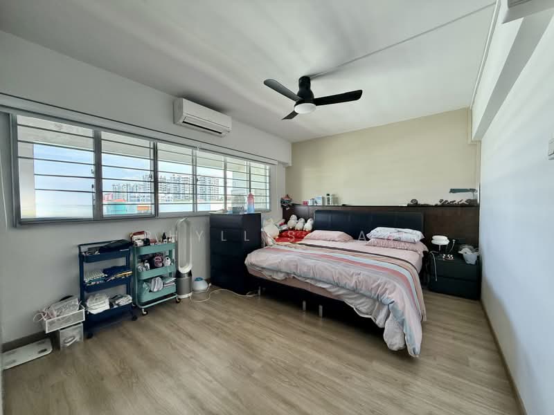 712 Hougang Avenue 2, 712 Hougang Avenue 2, 4 Bedrooms, 1,678 sqft, HDB Flat For Sale, by Phyllis Tan, 500199766 - PropertyGuru.com.sg