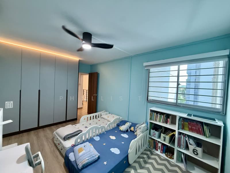 712 Hougang Avenue 2, 712 Hougang Avenue 2, 4 Bedrooms, 1,678 sqft, HDB Flat For Sale, by Phyllis Tan, 500199766 - Bedroom - PropertyGuru.com.sg