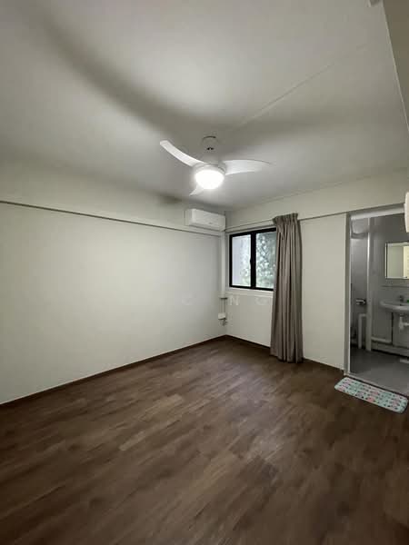 221 Serangoon Avenue 4, 221 Serangoon Avenue 4, 2 Bedrooms, 721 sqft, HDB Flat For Sale, by ZAC NG, 500199774 - Bedroom - PropertyGuru.com.sg