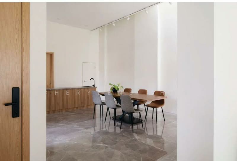 Beautifully Rebuilt Freehold 3-Storey Home in Serangoon Gardens, Eaton Place / Jansen Road / Hillside Drive / Glasgow Road, 5 Bedrooms, 6,000 sqft, Semi-Detached House For Sale, by Cherylene Chan, 500199778 - Dining Room - PropertyGuru.com.sg