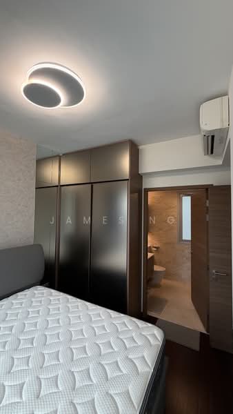 Queens Peak, 3 Dundee Road, 2 Bedrooms, 807 sqft, Condominium For Sale, by James Ng, 500199787 - Bedroom - PropertyGuru.com.sg