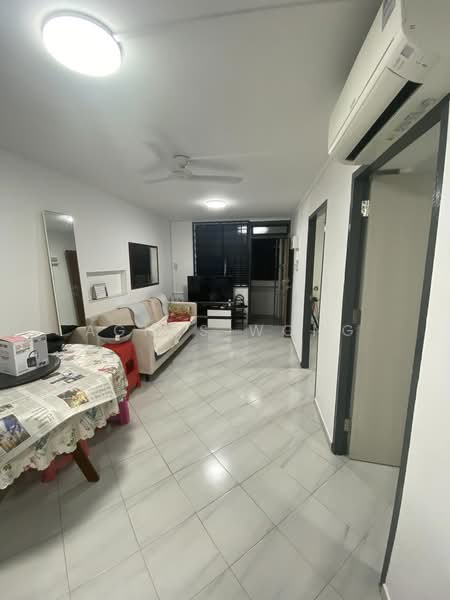 Blk 110 Lor 1 Toa Payoh, , 3 Bedrooms, 721 sqft, HDB Flat For Rent, by Agnes Wong, 500199788 - Living Room - PropertyGuru.com.sg