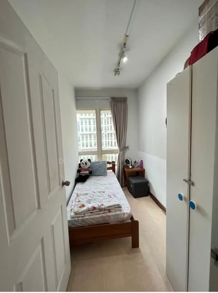 Burlington Square, 175 Bencoolen Street, Room Rental, 90 sqft, Apartment For Rent, by David Yu, 500199790 - PropertyGuru.com.sg
