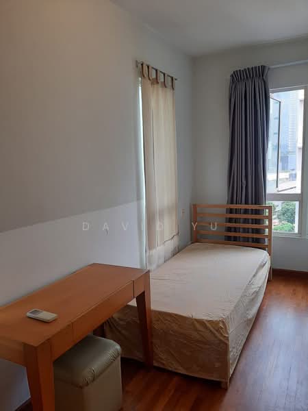 Burlington Square, 175 Bencoolen Street, Beach Road / Bugis / Rochor, Room Rental, 100 sqft, Apartment For Rent, by David Yu, 500199790 - Bedroom - PropertyGuru.com.sg