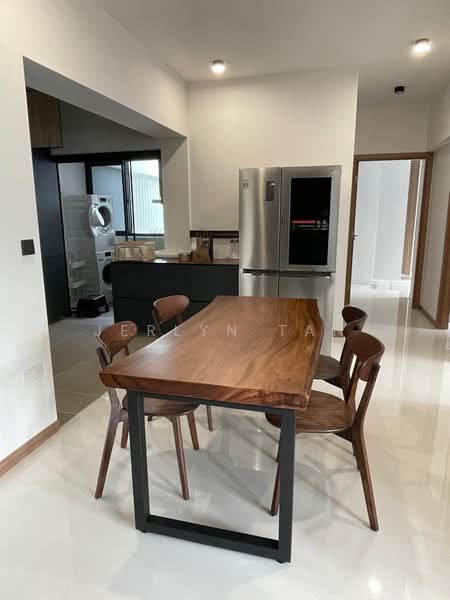 111A Alkaff Crescent, 111A Alkaff Crescent, 3 Bedrooms, 1,001 sqft, HDB Flat For Sale, by Jerlyn Tan, 500199797 - Dining Room - PropertyGuru.com.sg