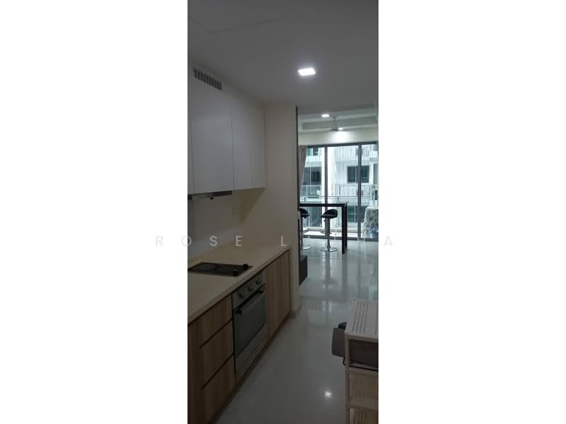 Natura @ Hillview, 20 Hillview Terrace, 2 Bedrooms, 527 sqft, Condominium For Rent, by Rose Latha, 500199804 - Kitchen - PropertyGuru.com.sg