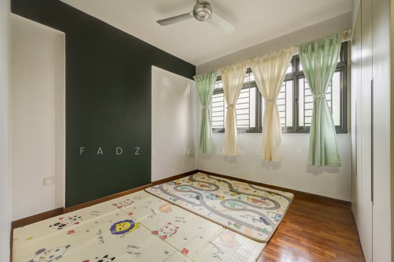 347B Yishun Avenue 11, 347B Yishun Avenue 11, 3 Bedrooms, 990 sqft, HDB Flat For Sale, by Fadzlin MNoor, 500199806 - Bedroom - PropertyGuru.com.sg