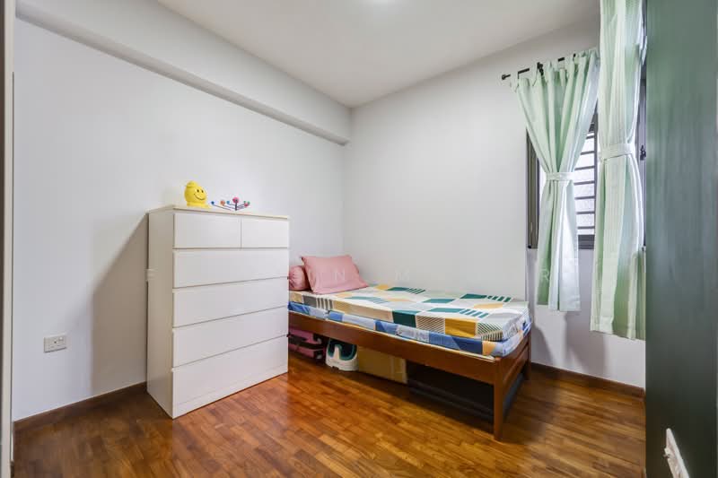 347B Yishun Avenue 11, 347B Yishun Avenue 11, 3 Bedrooms, 990 sqft, HDB Flat For Sale, by Fadzlin MNoor, 500199806 - Bedroom - PropertyGuru.com.sg