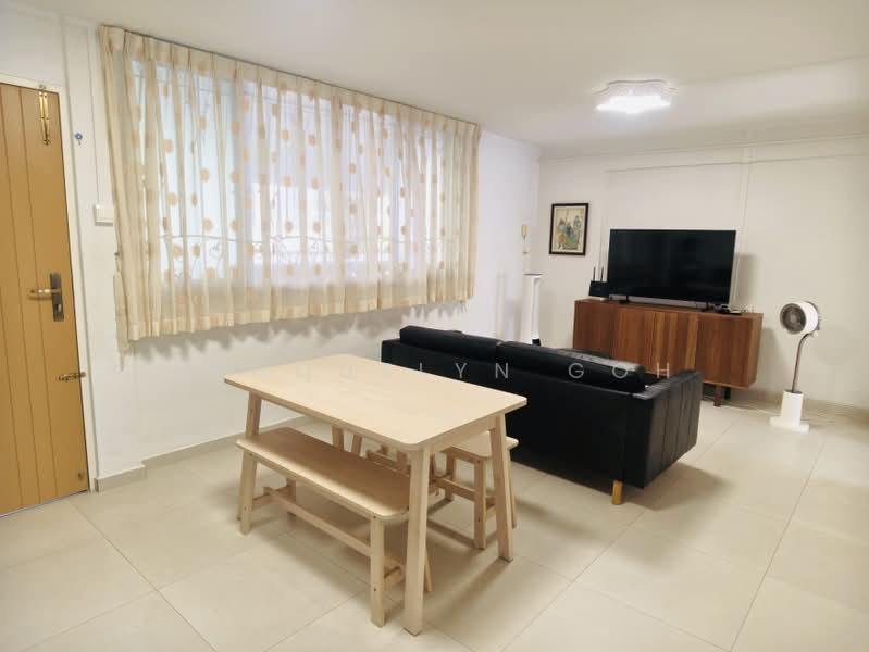 53 Lengkok Bahru, 53 Lengkok Bahru, 3 Bedrooms, 904 sqft, HDB Flat For Sale, by Jacquelyn Goh, 500199812 - Living Room - PropertyGuru.com.sg