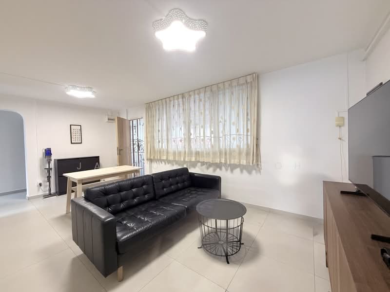 53 Lengkok Bahru, 53 Lengkok Bahru, 3 Bedrooms, 904 sqft, HDB Flat For Sale, by Jacquelyn Goh, 500199812 - Living Room - PropertyGuru.com.sg