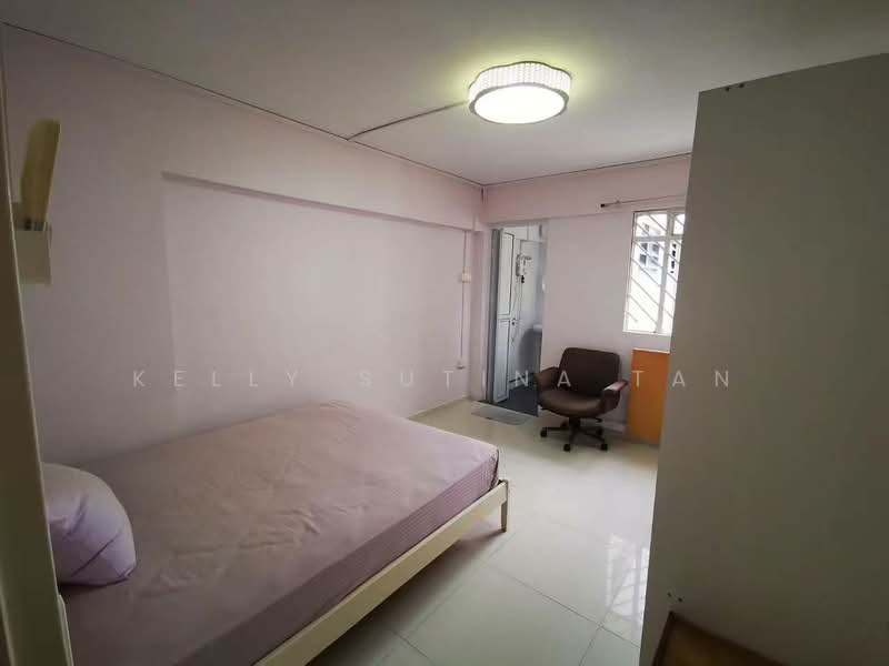 212 Bukit Batok Street 21, 212 Bukit Batok Street 21, 3 Bedrooms, 1,065 sqft, HDB Flat For Rent, by Kelly Sutina Tan, 500199822 - Bedroom - PropertyGuru.com.sg