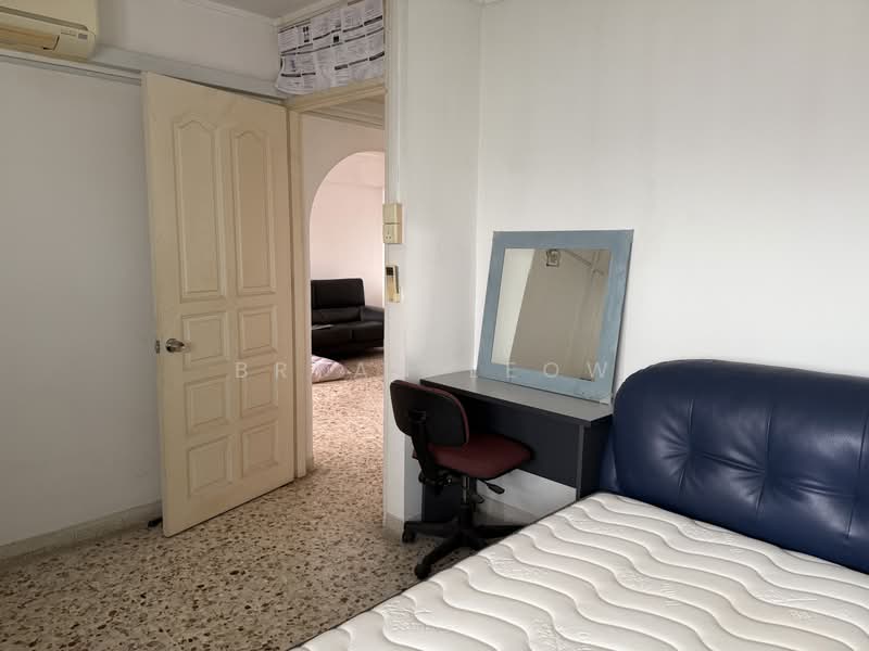 607 Clementi West Street 1, 607 Clementi West Street 1, Room Rental, 240 sqft, HDB Flat For Rent, by Bryan Leow, 500199835 - Bedroom - PropertyGuru.com.sg