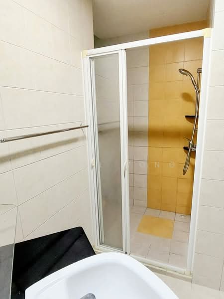 Compass Heights, 9 Sengkang Square, Room Rental, 80 sqft, Condominium For Rent, by Daryl Wong, 500199841 - Bathroom - PropertyGuru.com.sg