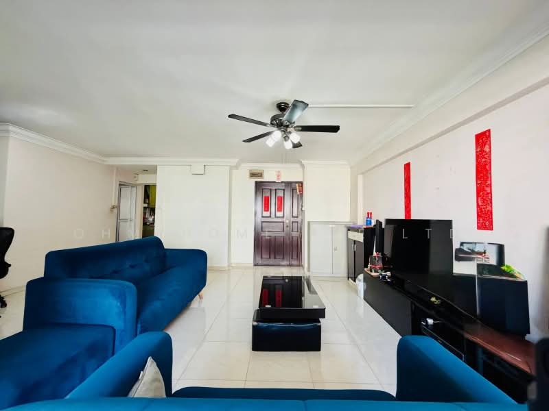 323 Sembawang Close, 323 Sembawang Close, 3 Bedrooms, 1,292 sqft, HDB Flat For Sale, by DON SIDHU, 500199842 - Living Room - PropertyGuru.com.sg