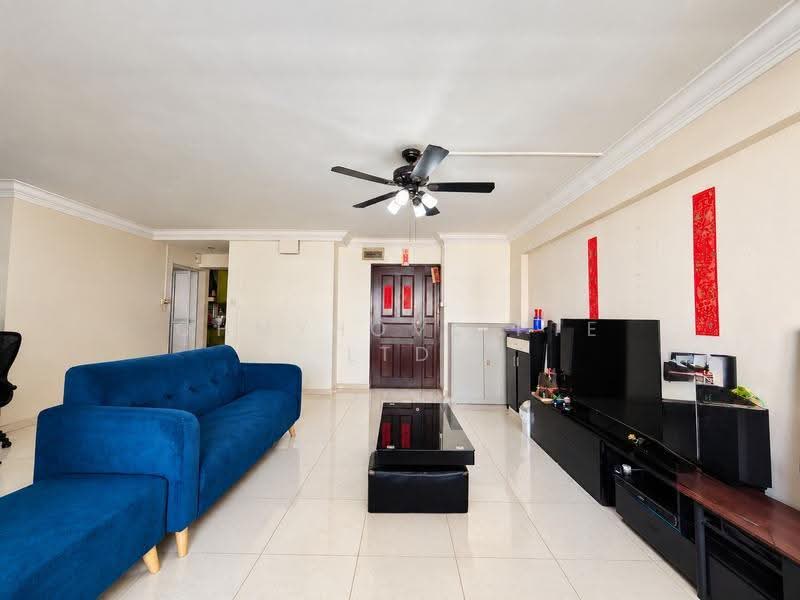 323 Sembawang Close, 323 Sembawang Close, Sembawang / Yishun, 3 Bedrooms, 1,292 sqft, HDB Flat For Sale, by DON SIDHU, 500199842 - Living Room - PropertyGuru.com.sg