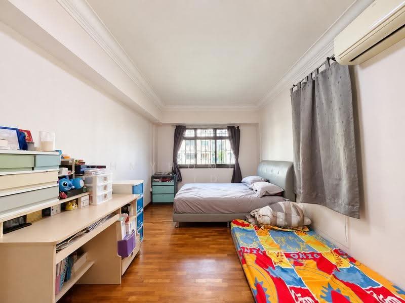 323 Sembawang Close, 323 Sembawang Close, Sembawang / Yishun, 3 Bedrooms, 1,292 sqft, HDB Flat For Sale, by DON SIDHU, 500199842 - Bedroom - PropertyGuru.com.sg