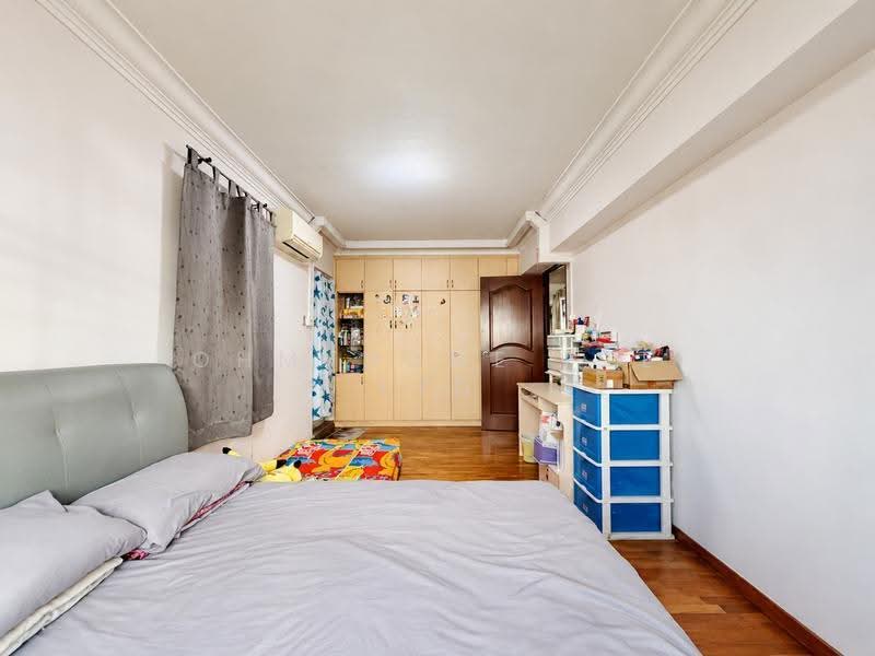 323 Sembawang Close, 323 Sembawang Close, Sembawang / Yishun, 3 Bedrooms, 1,292 sqft, HDB Flat For Sale, by DON SIDHU, 500199842 - Bedroom - PropertyGuru.com.sg