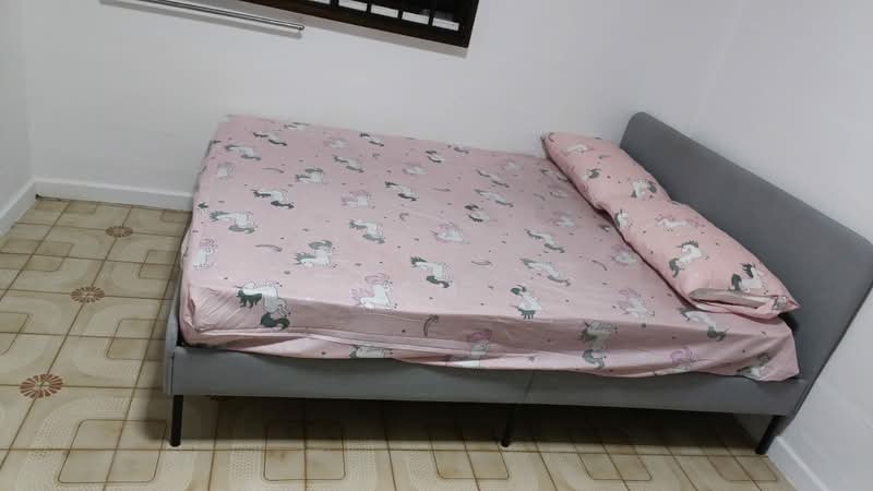 547 Ang Mo Kio Avenue 10, 547 Ang Mo Kio Avenue 10, 3 Bedrooms, 98 sqft, HDB Flat For Rent, by Raam A, 500199848 - Bedroom - PropertyGuru.com.sg