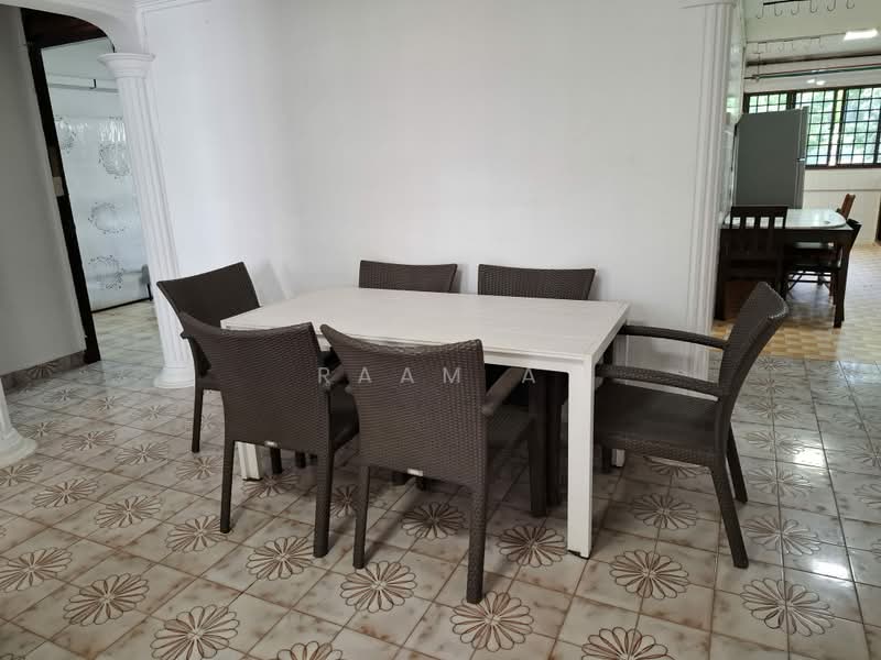 547 Ang Mo Kio Avenue 10, 547 Ang Mo Kio Avenue 10, 3 Bedrooms, 98 sqft, HDB Flat For Rent, by Raam A, 500199848 - Dining Room - PropertyGuru.com.sg
